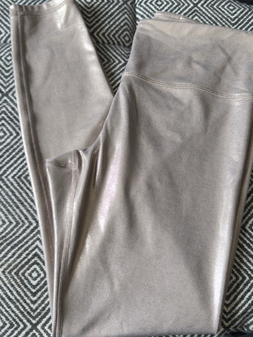 New - Athleta Elation Shine metallic shimmer leggings in 🍾 champagne